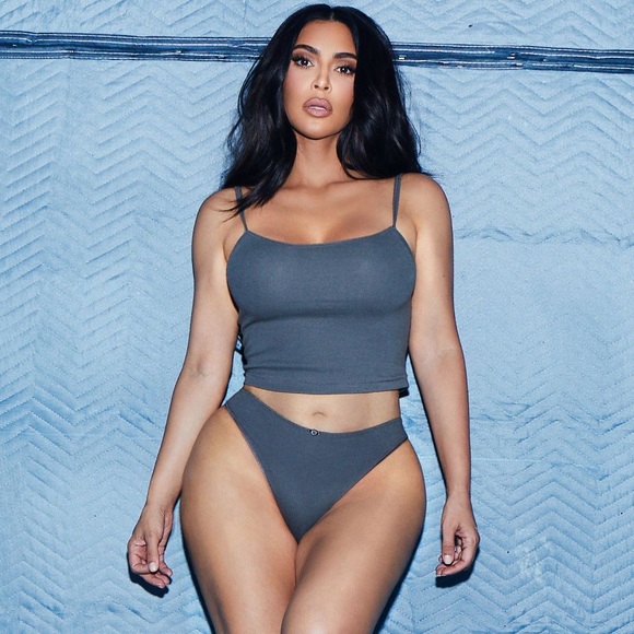 Skims Logo Pointelle Cami - Picture 1 of 3